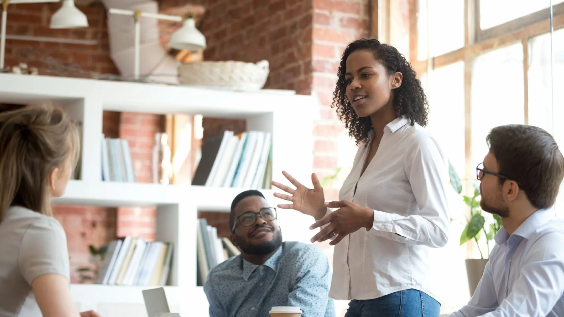 The importance of spoken English in leading industries today